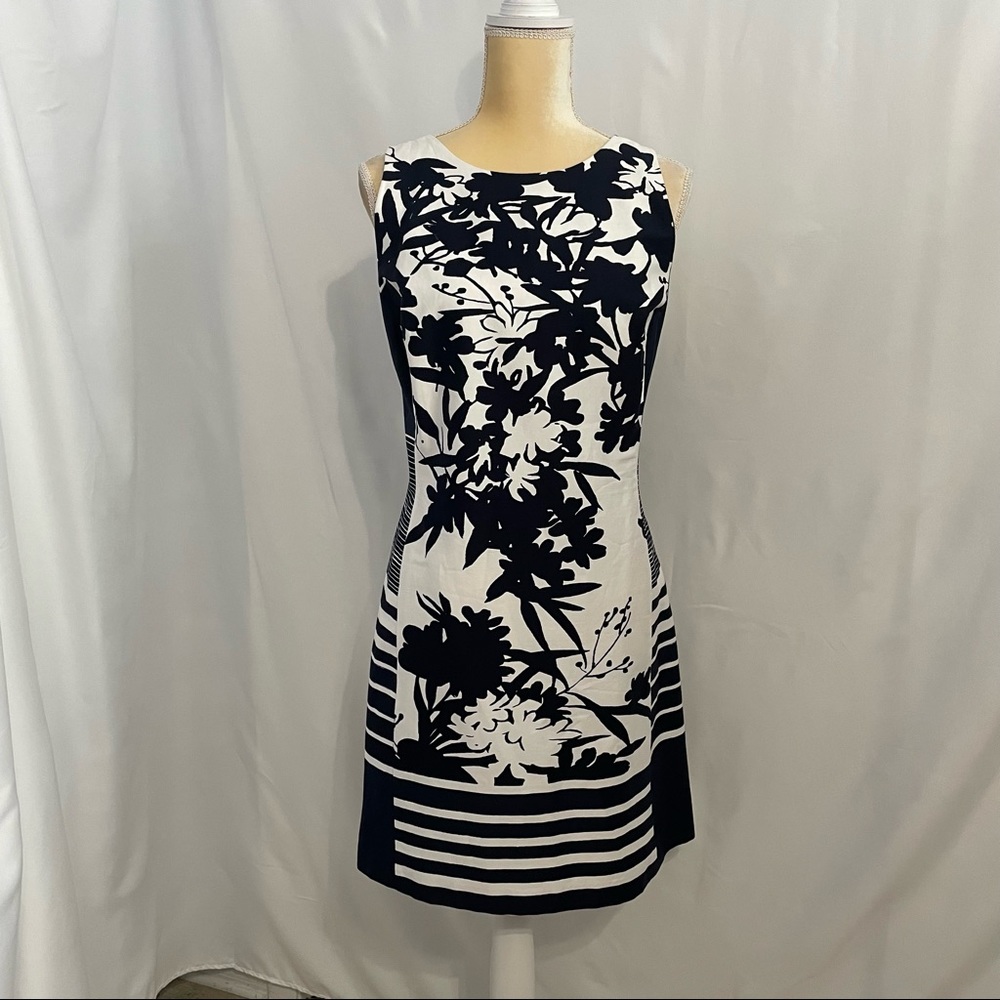 Lauren Ralph Lauren navy blue and white dress.  Size 14 - Picture 5 of 13